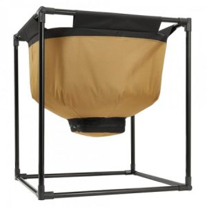 Urban Worm Bag-compost bins for gardens